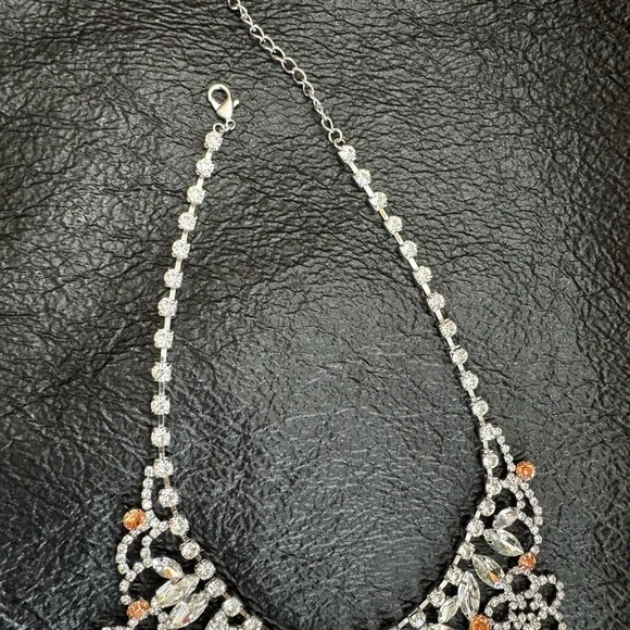 Betsy Johnson NEW Rhinestone Bib Necklace “Ballerina Rose” - Picture 5 of 7